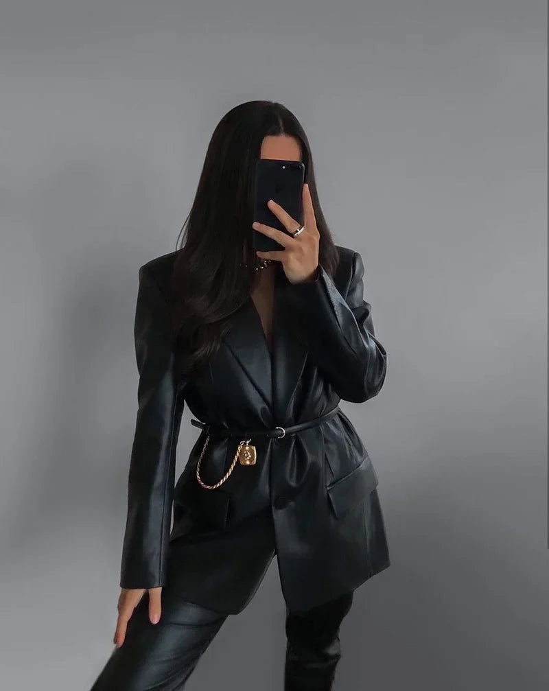 Sophie - Blazer passend zu jedem Outfit