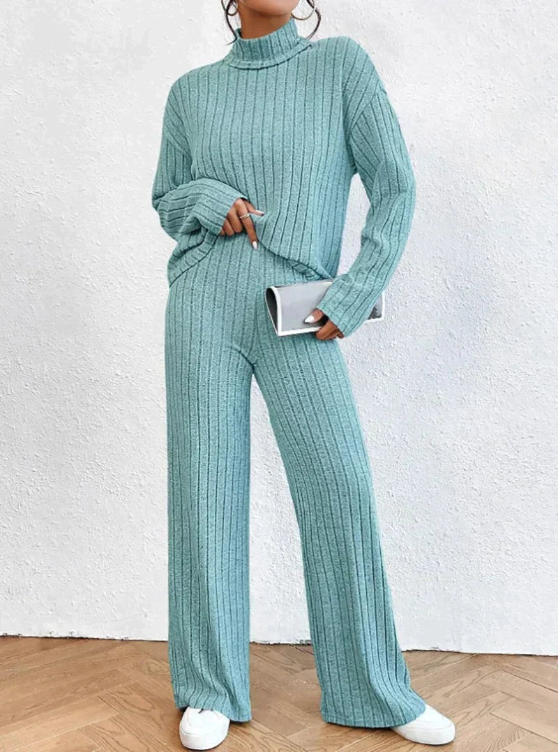 Lou - Gestricktes Pullover und Hose Set